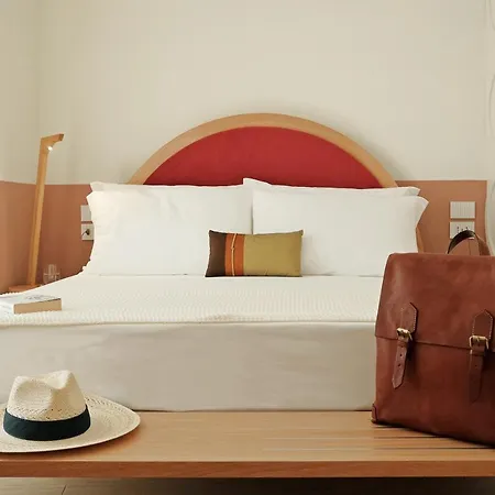 Sighe Boutique Rooms - Soggiorno Elegante A Pochi Minuti Di Auto Da Castro, Tricase Porto E Le Piscine Naturali Di Marina Serra Penzion *