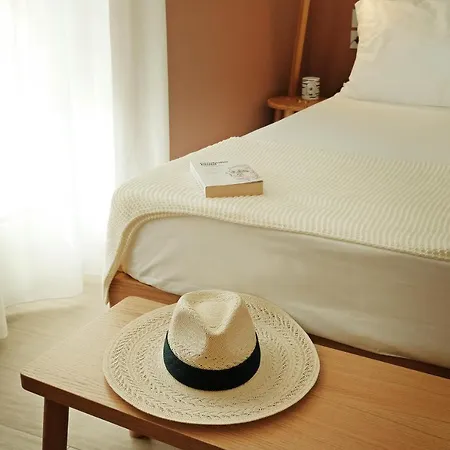 Sighe Boutique Rooms - Soggiorno Elegante A Pochi Minuti Di Auto Da Castro, Tricase Porto E Le Piscine Naturali Di Marina Serra * Tricase