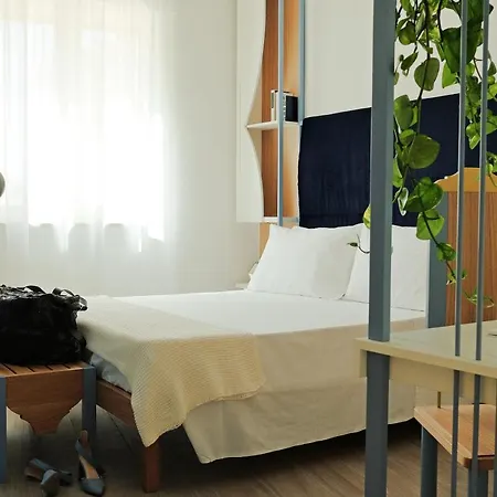 Sighe Boutique Rooms - Soggiorno Elegante A Pochi Minuti Di Auto Da Castro, Tricase Porto E Le Piscine Naturali Di Marina Serra *