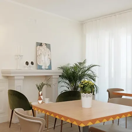 Sighe Boutique Rooms - Soggiorno Elegante A Pochi Minuti Di Auto Da Castro, Tricase Porto E Le Piscine Naturali Di Marina Serra Tricase